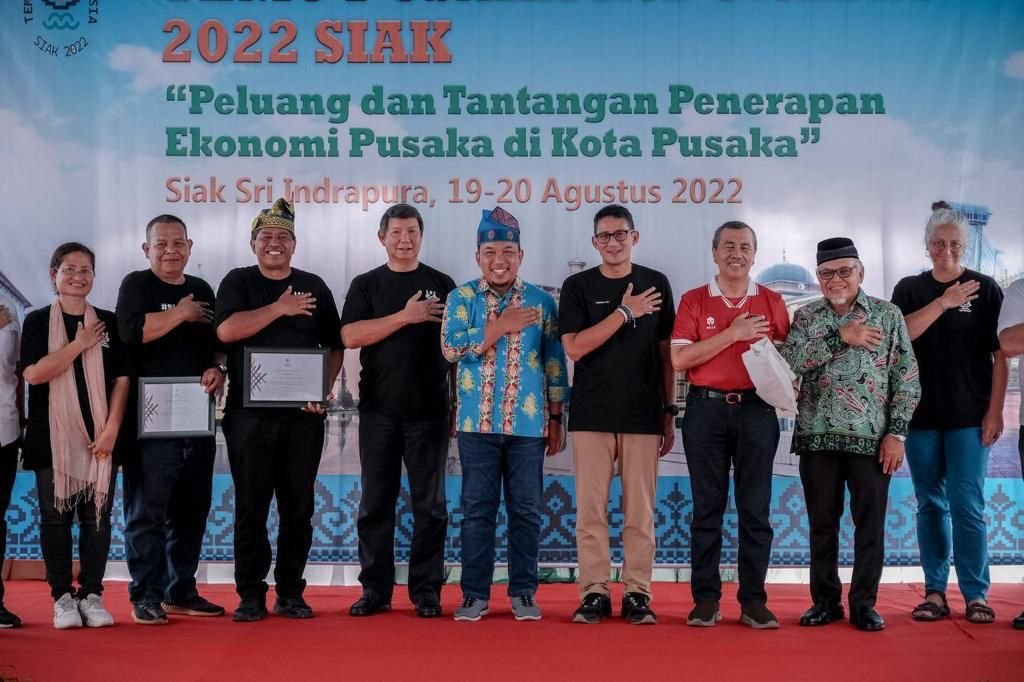 Menparekraf Sandiaga Uno saat hadir di acara "Temu Pusaka Indonesia 2022" di Lapangan Siak Bermadah, Siak, Riau