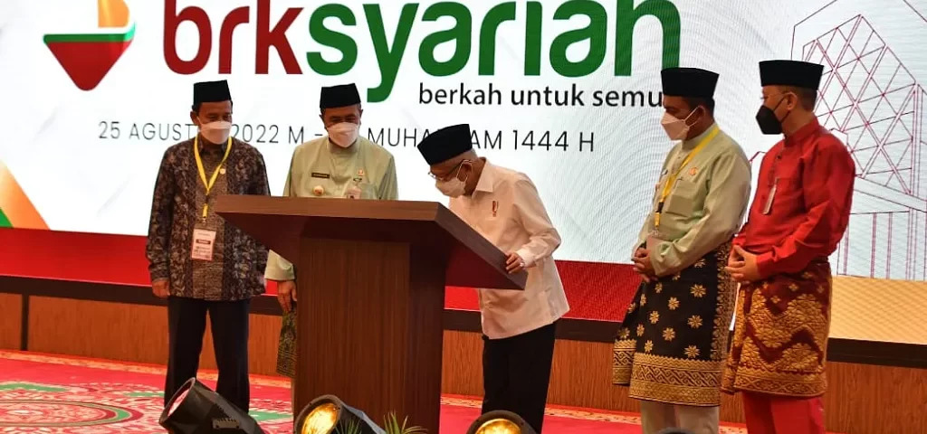 Wapres Ma’ruf Amin meresmikan BRK Syariah, Kamis (25/08/2022), di Menara Dang Merdu BRK, Pekanbaru, Riau