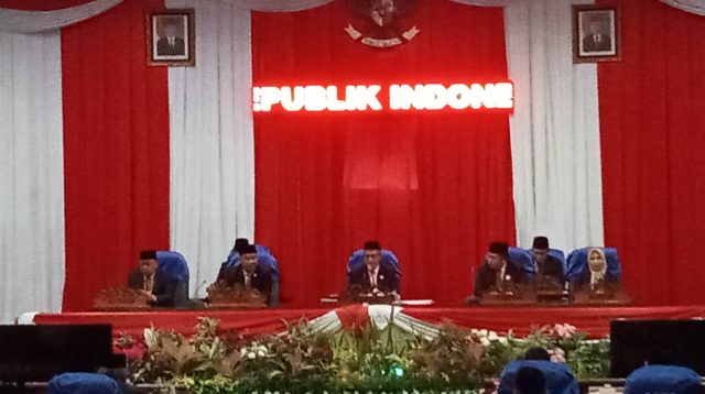 Sidang Paripurna XV masa persidangan III tahun 2022, Selasa (16/8) di ruang rapat DPRD Kabupaten Lahat