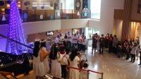 Tree Lighting Ceremony di Lobby Hotel Aryaduta Palembang, Kamis (01/12/2022)