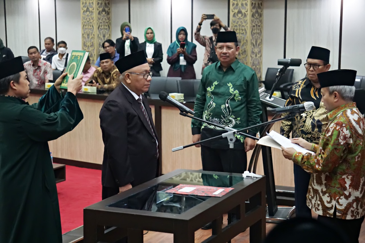 Sekjen Kemenag RI Prof Dr Nizar Alimelantik Dr H Zainal Berlian sebagai Rektor Institut Teknologi dan Sains (ITS) Nahdhatul Ulama Sriwijaya Sumsel