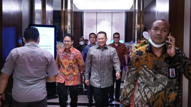 Ketua MPR RI sekaligus Wakil ketua Umum Partai Golkar Bambang Soesatyo saat menghadiri perayaan HUT ke-15 Alila Hospital Group, di Jakarta, Selasa (31/1/23)