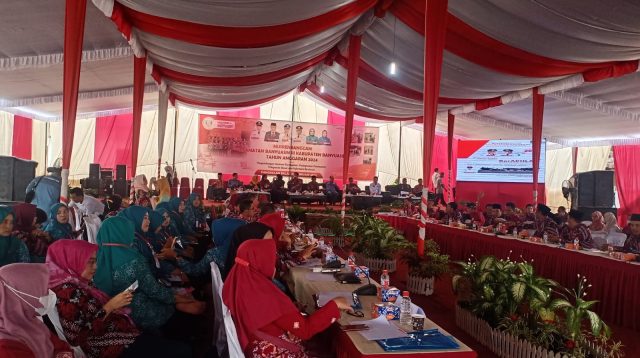 Musyawarah Rencana Pembangunan Kecamatan [Musrenbangcam] Tahun 2024 di di Halaman Kantor Camat Banyuasin III Kabupaten Banyuasin, Kamis [2/2/2023]
