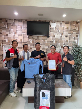 PEP Prabumulih Field memberikan bantuan sebanyak 65 baju seragam untuk mendukung kegiatan para atlet disabilitas Kota Prabumulih