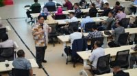 Ketua Bawaslu Rahmat Bagja saat memberikan pemaparan dalam Pelatihan Penguatan Kompetensi Anggota Bawaslu Kabupaten/Kota Periode 2023-2028 di Jawa Barat, Jumat (1/9/2023).