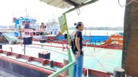 Korem 044/Gapo mengamankan satu Unit Kapal SPOB milik PT CUB di Dermaga Lautan Dewa Energy Palembang