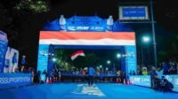 Menyanyikan_Indonesia_Raya_Sebelum_Start_1_1_1_2
